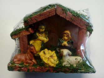 Betlém  dřevěný 12 x 8 cm, keramika- Marie, Josef,Ježíšek,osel a ovečka